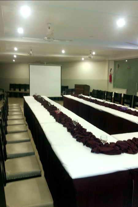 Hotel Multan Continental Extérieur photo